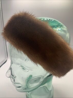 Vintage Lily & Taylor Mink Fur Headband Finland
